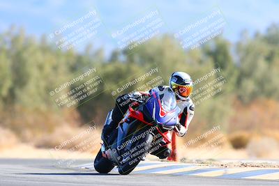 media/Jan-08-2022-SoCal Trackdays (Sat) [[1ec2777125]]/Turn 7 (1035am)/